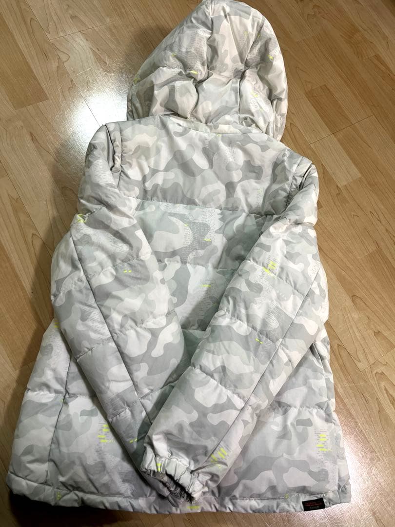 New balance 4way中綿ジャケット フルジップブルゾン カモフラ柄