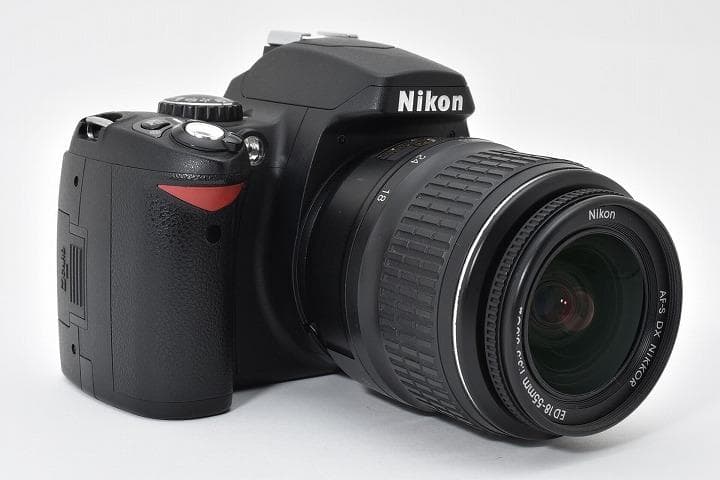 15703F 使用少!清潔感ある美品! Nikon D40 ズームレンズセット♪