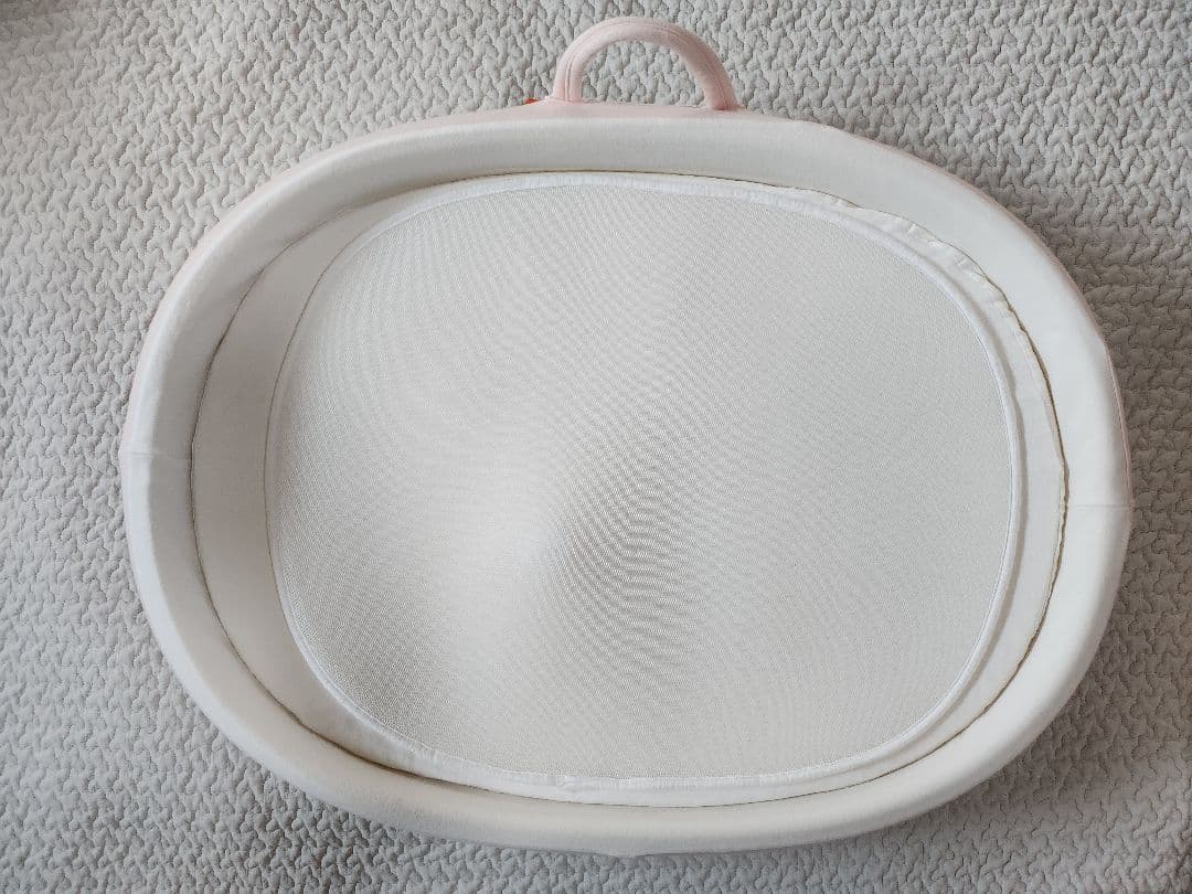 【一部新品】【美品】　ココナニー　クーリングキット付　ベビーベッド