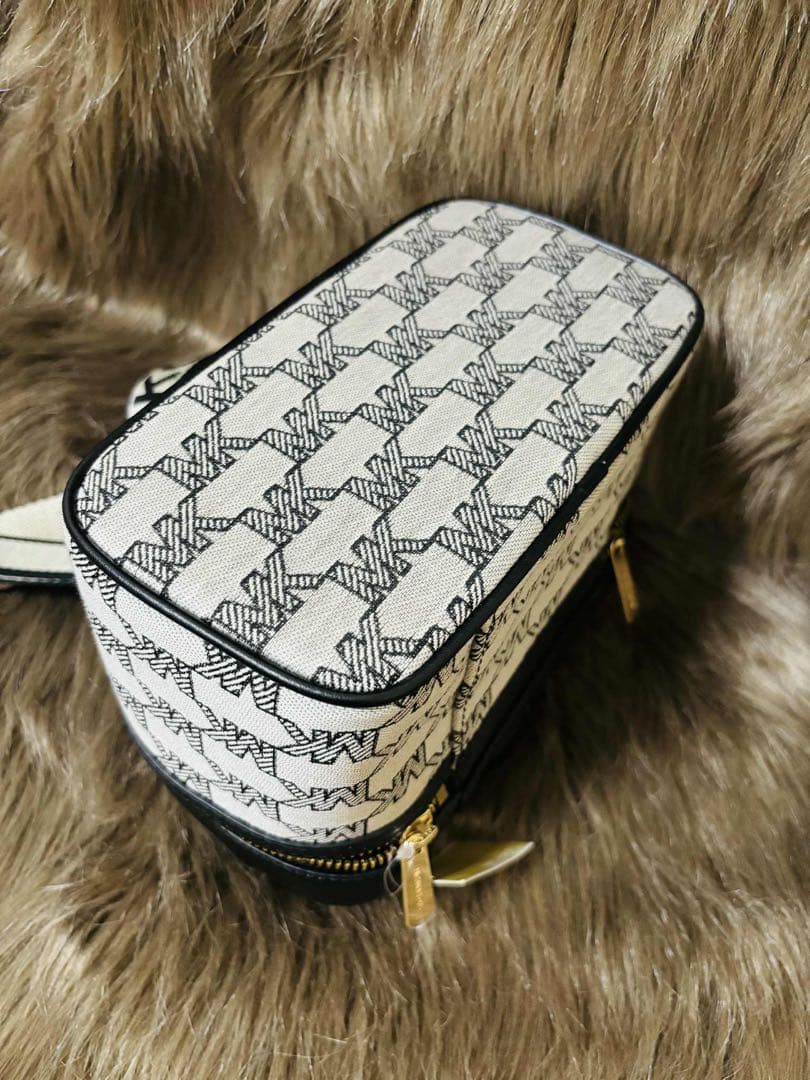 MICHAEL KORS MKロゴボディバッグ