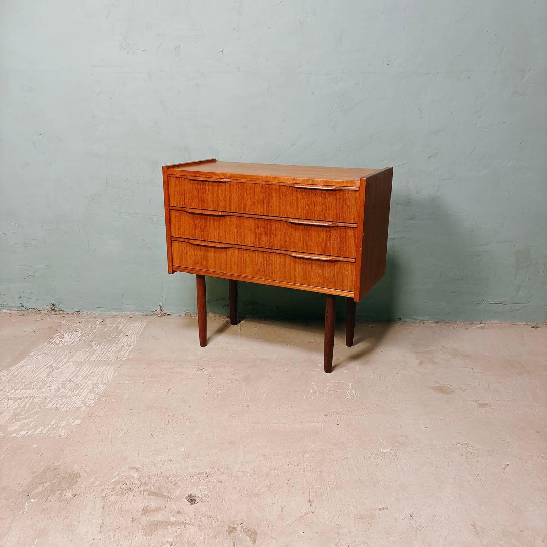 デンマーク　チーク材　三段チェスト　北欧家具　北欧ビンテージ