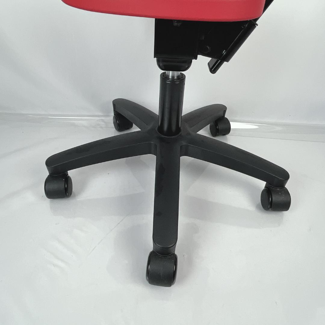 美品☘️ アーユルチェア オクトパス レッド キャスタータイプ