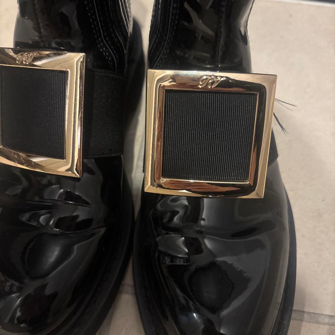 Roger Vivier好きな方へショートブーツ　36 エナメル　レインシューズ