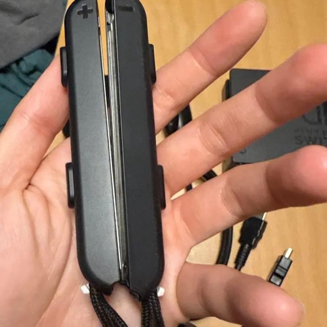 倫*也様 Nintendo Switch ニンテンドースイッチ　本体