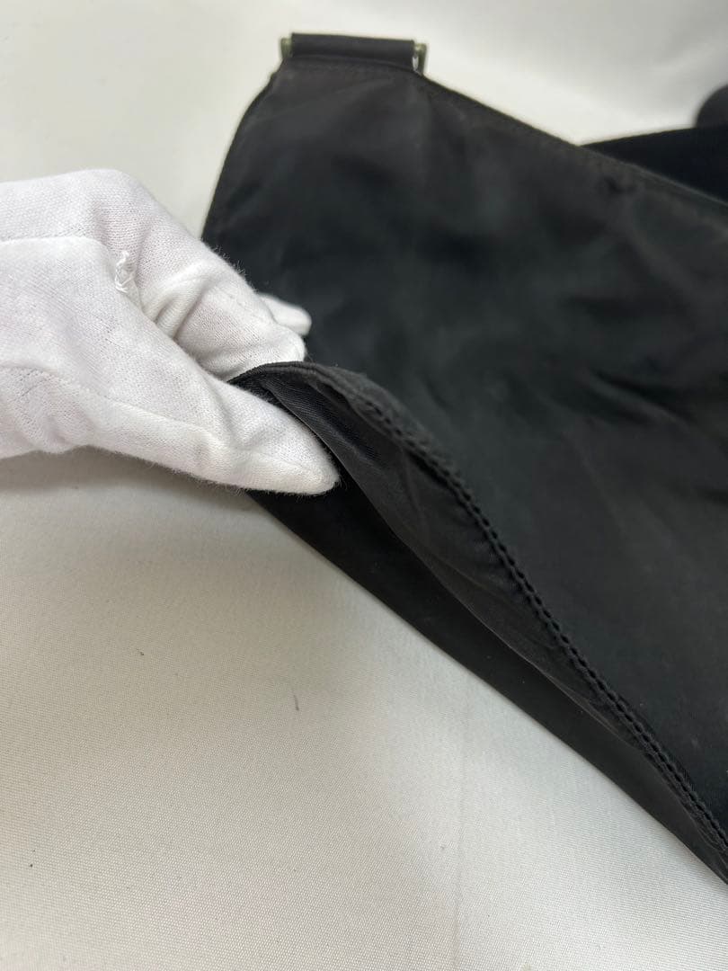 PRADA プラダ メッセンジャー ショルダー　バッグ　ナイロン　黒