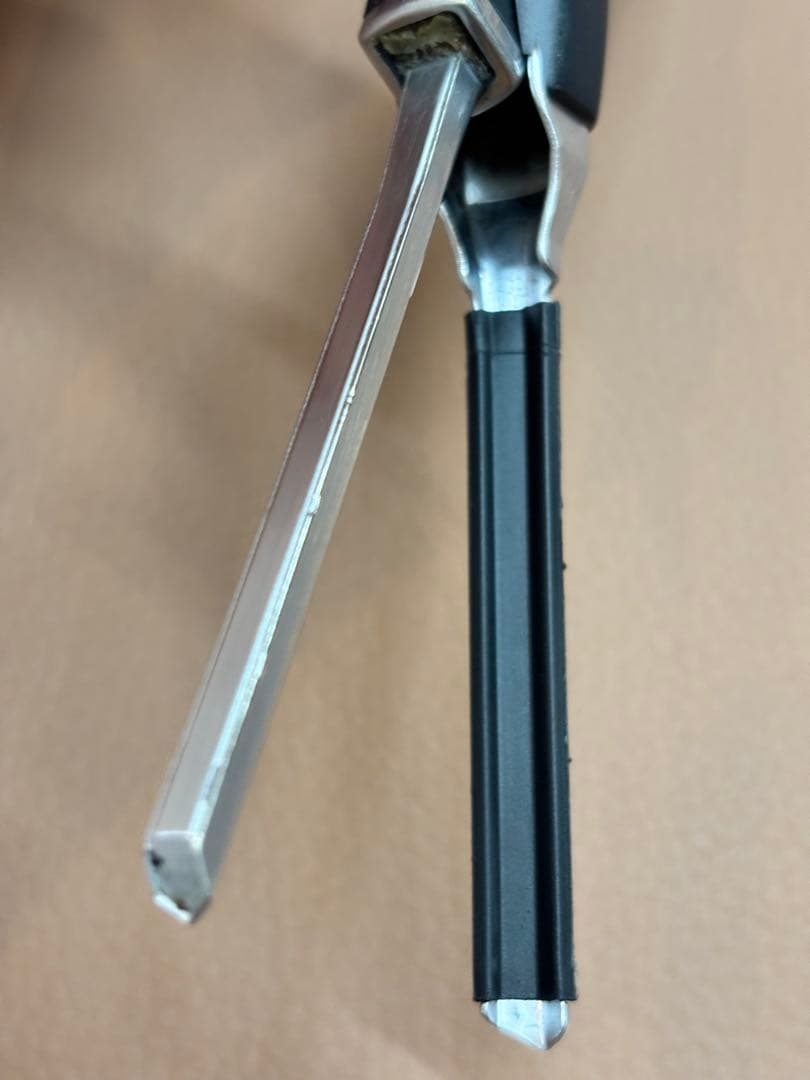 LENZ α-4Gレンツアイロン 5角 4ミリ　理容アイロン　ラバー新品