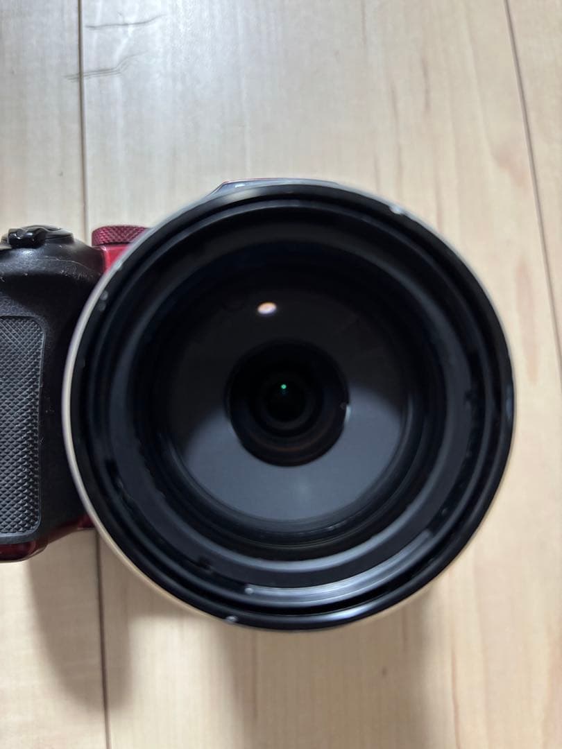 Nikon COOLPIXデジタル一眼レフカメラ レッド