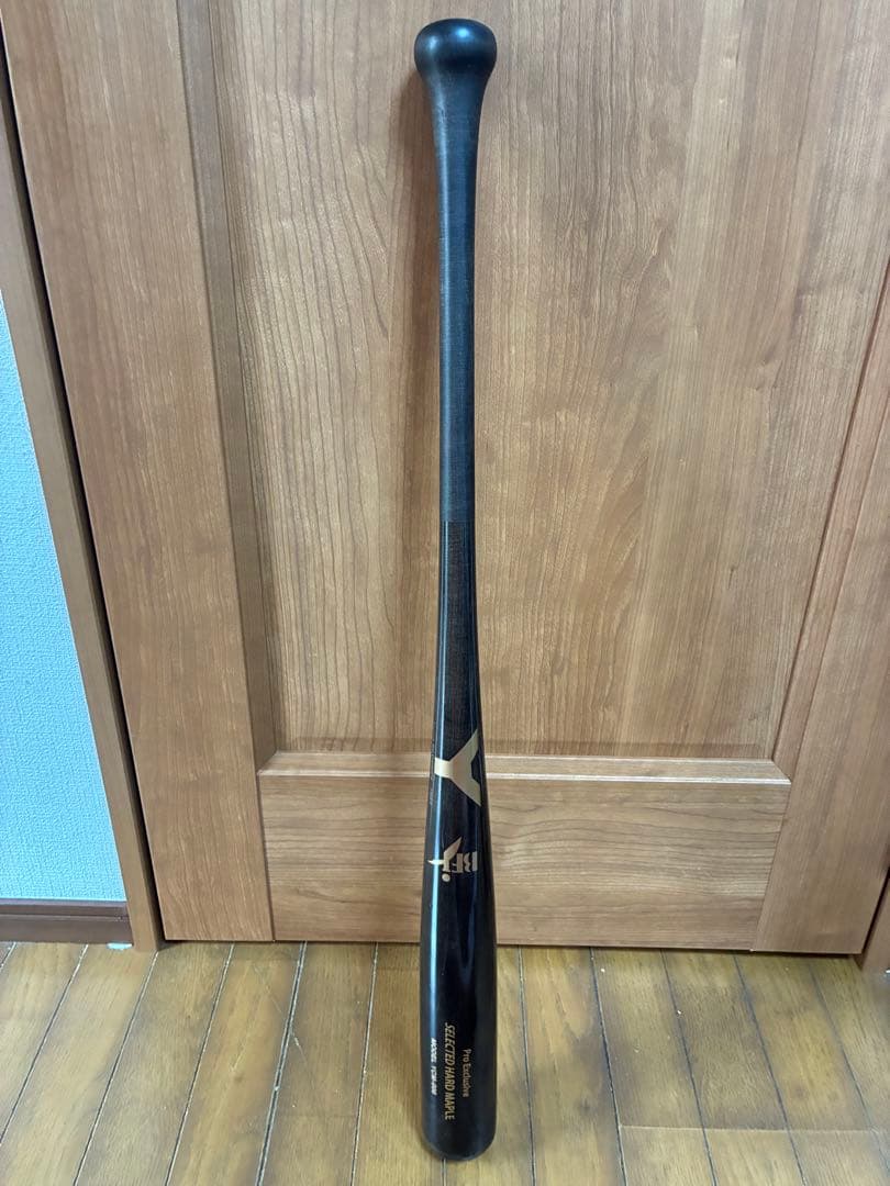 ヤナセ　硬式木製バット　新品未使用　約85cm 約913g