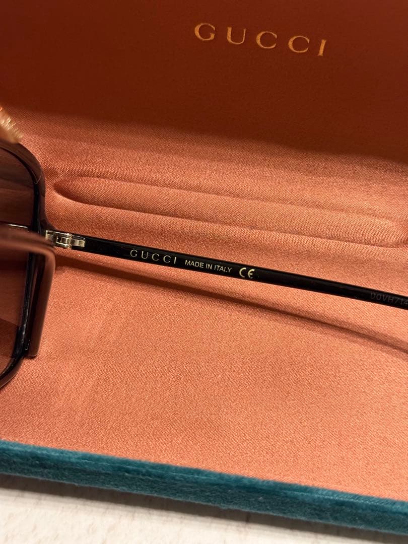 GUCCI サングラス GG0546SK グッチ