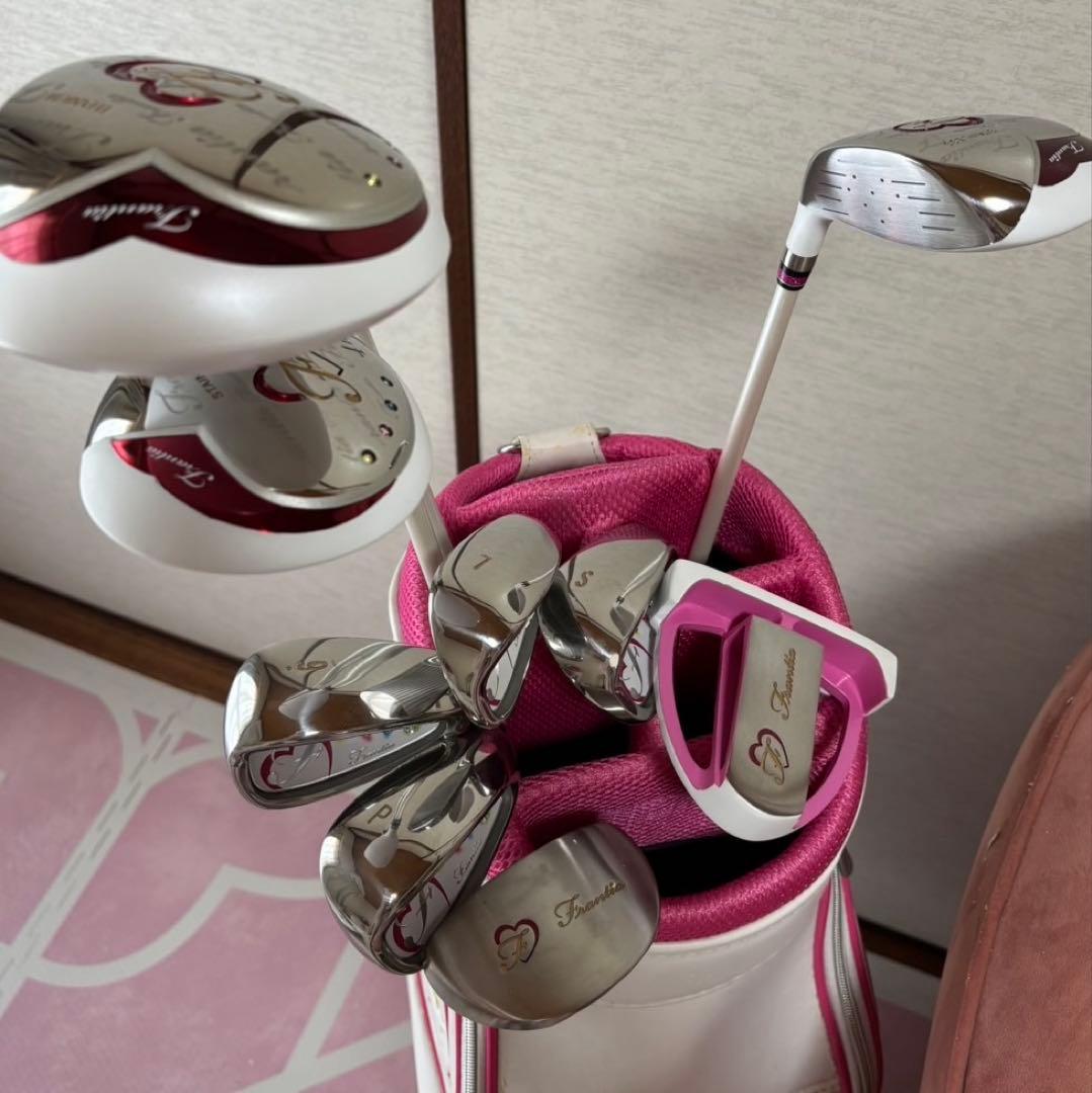 レディースゴルフクラブセット 7本 ハートモチーフ　早い者勝ちです‼️