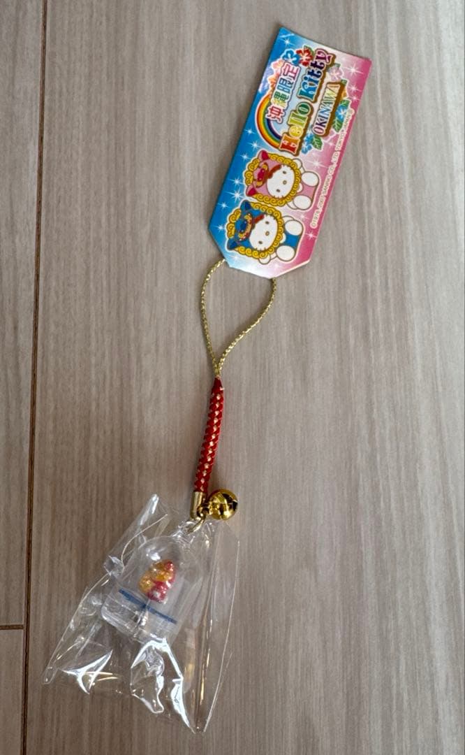 ご当地キティ　沖縄限定　シーサー　レア　根付け　ストラップ