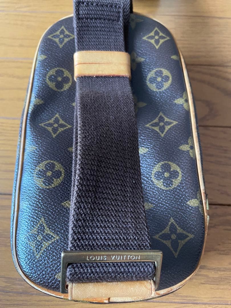 と*も様 ルイヴィトンガンジュ