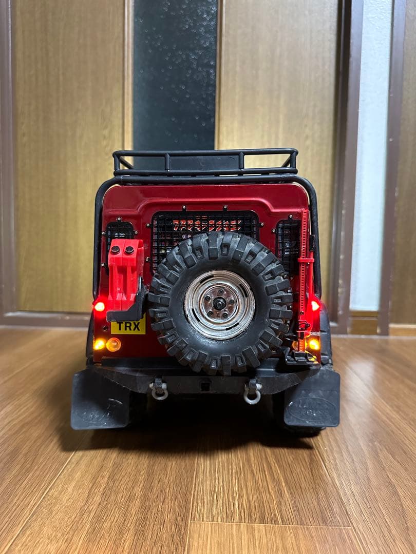 トラクサスTraxxas TRX-4 Defender 純正プロポ付き　ラジコン