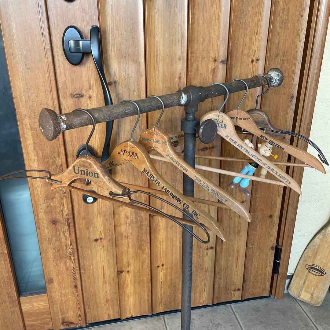 サビ錆シャビー インダストリアル アイアン T字ハンガーラック 店舗什器