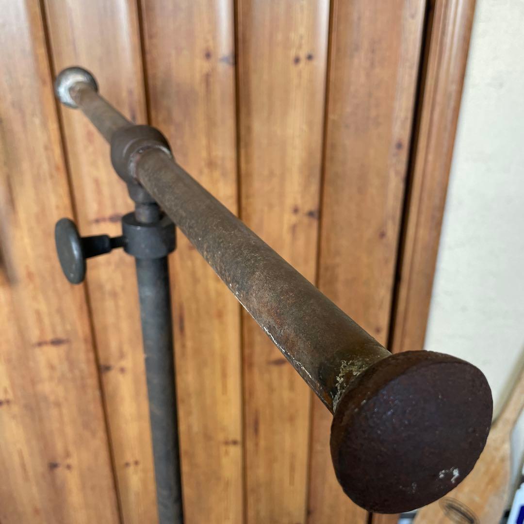 サビ錆シャビー インダストリアル アイアン T字ハンガーラック 店舗什器