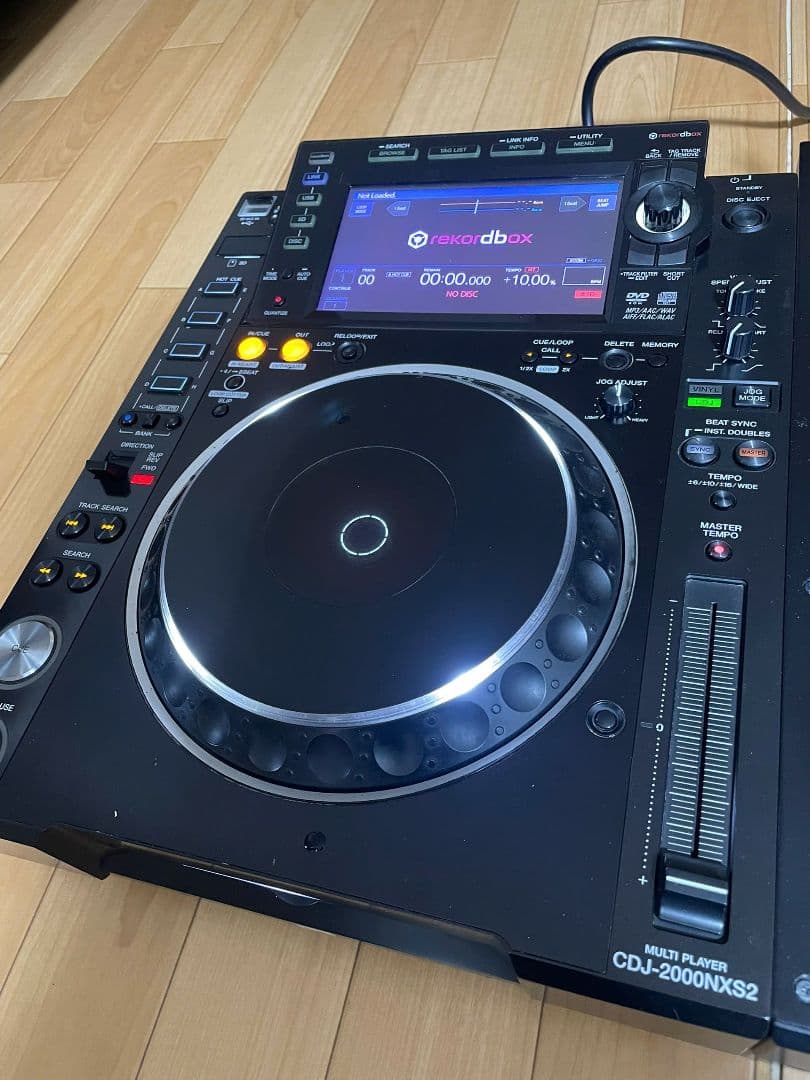 CDJ-2000NXS2 x 2台