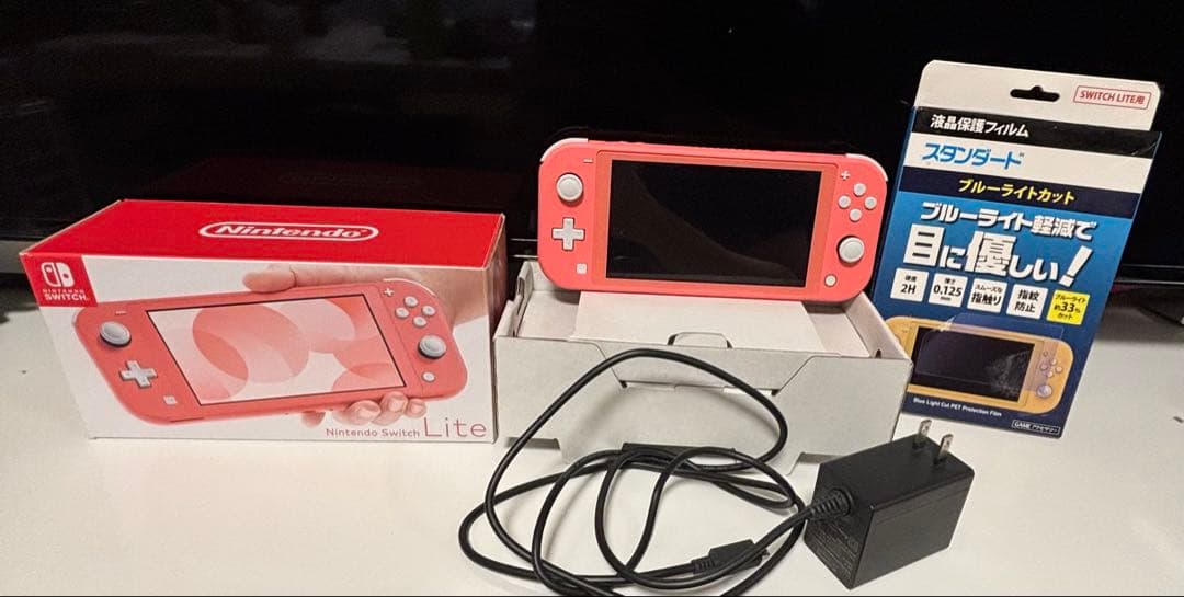 【極美品】Nintendo Switch Lite ピンク