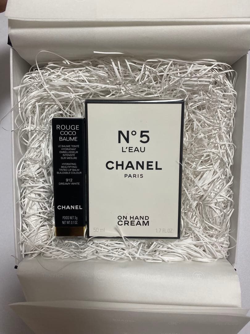 CHANEL ハンドクリーム & リップクリーム セット【バラ売り可】