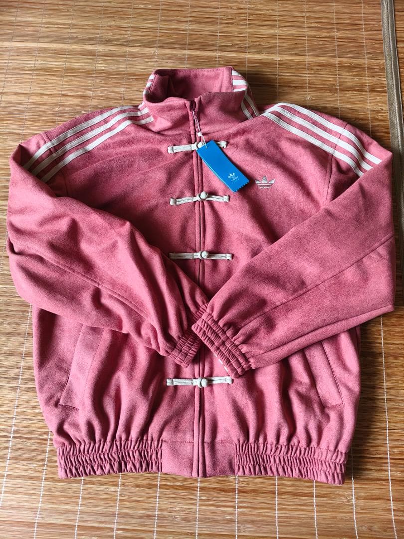 新品 アディダス 中国限定 蛇年トラックジャケット レッド XS