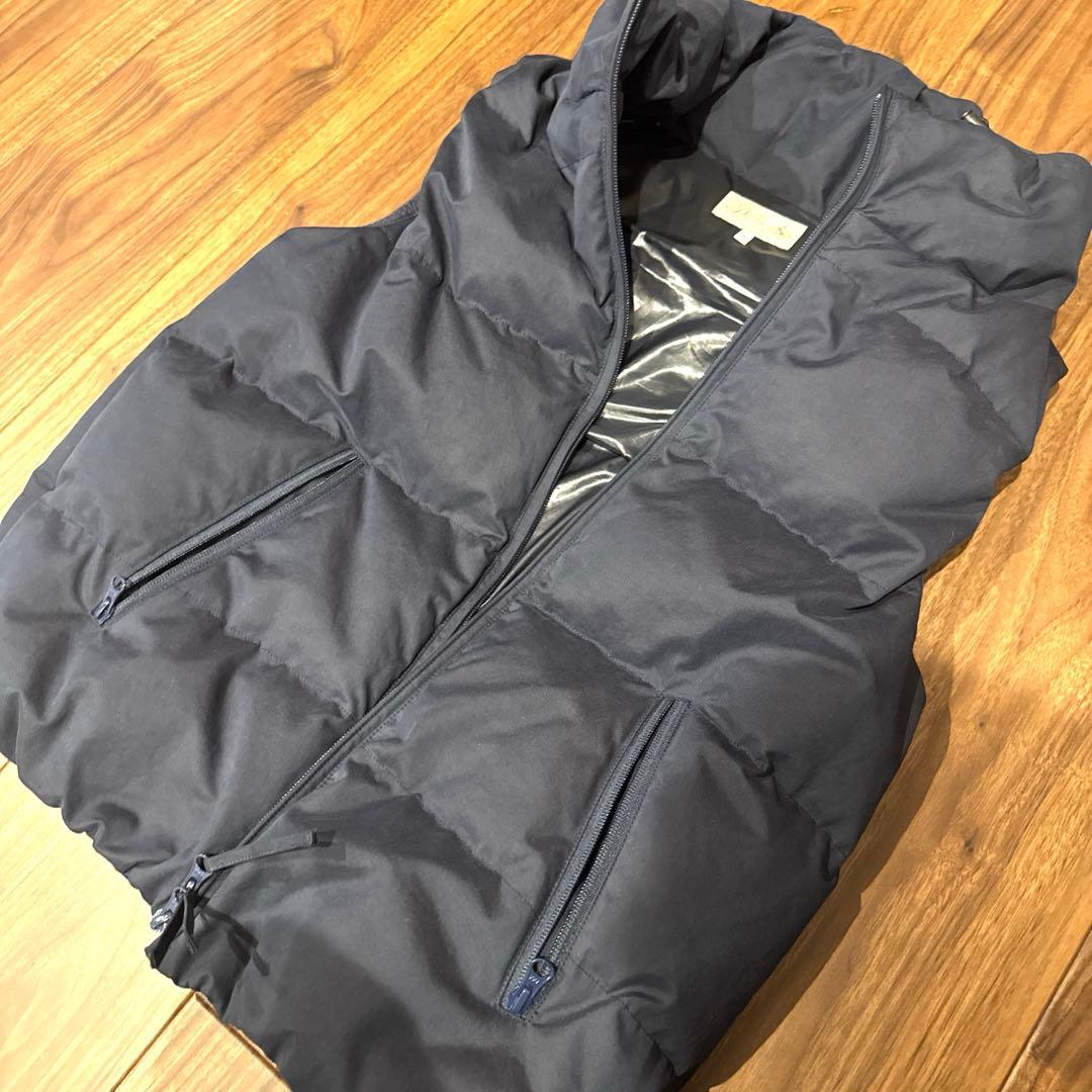 ※限定値下げ　ボリュームネックダウンベスト ネイビー　Mサイズ