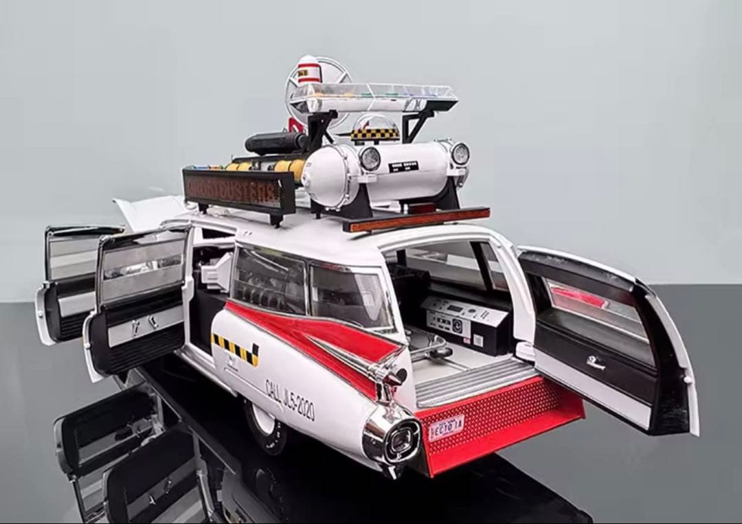 ゴーストバスターズ キャデラック ミニカー 1:18