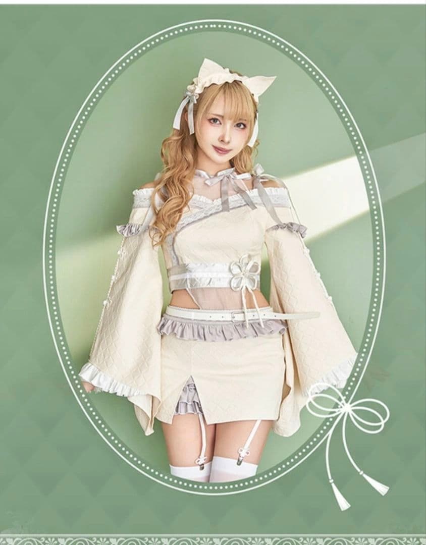 リュクスダイヤカット白蛇セットアップ　マリームーン