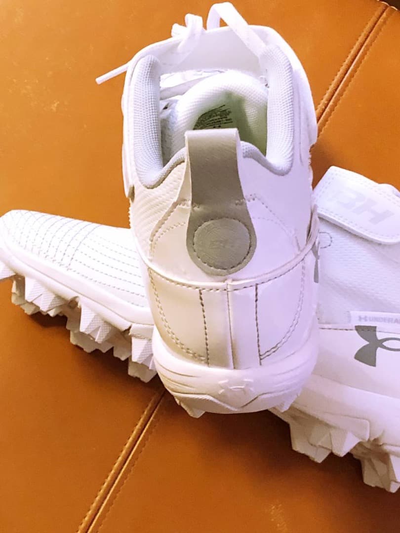 新品★USA国内限定☆アンダーアーマー野球★ハーパー7MidRm25.5cm