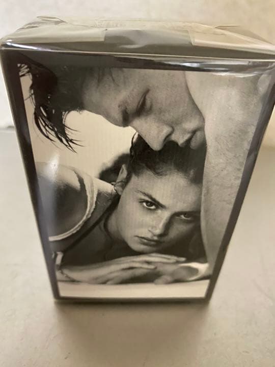 アバクロ　パフューム 8 (レディース用) 未使用新品