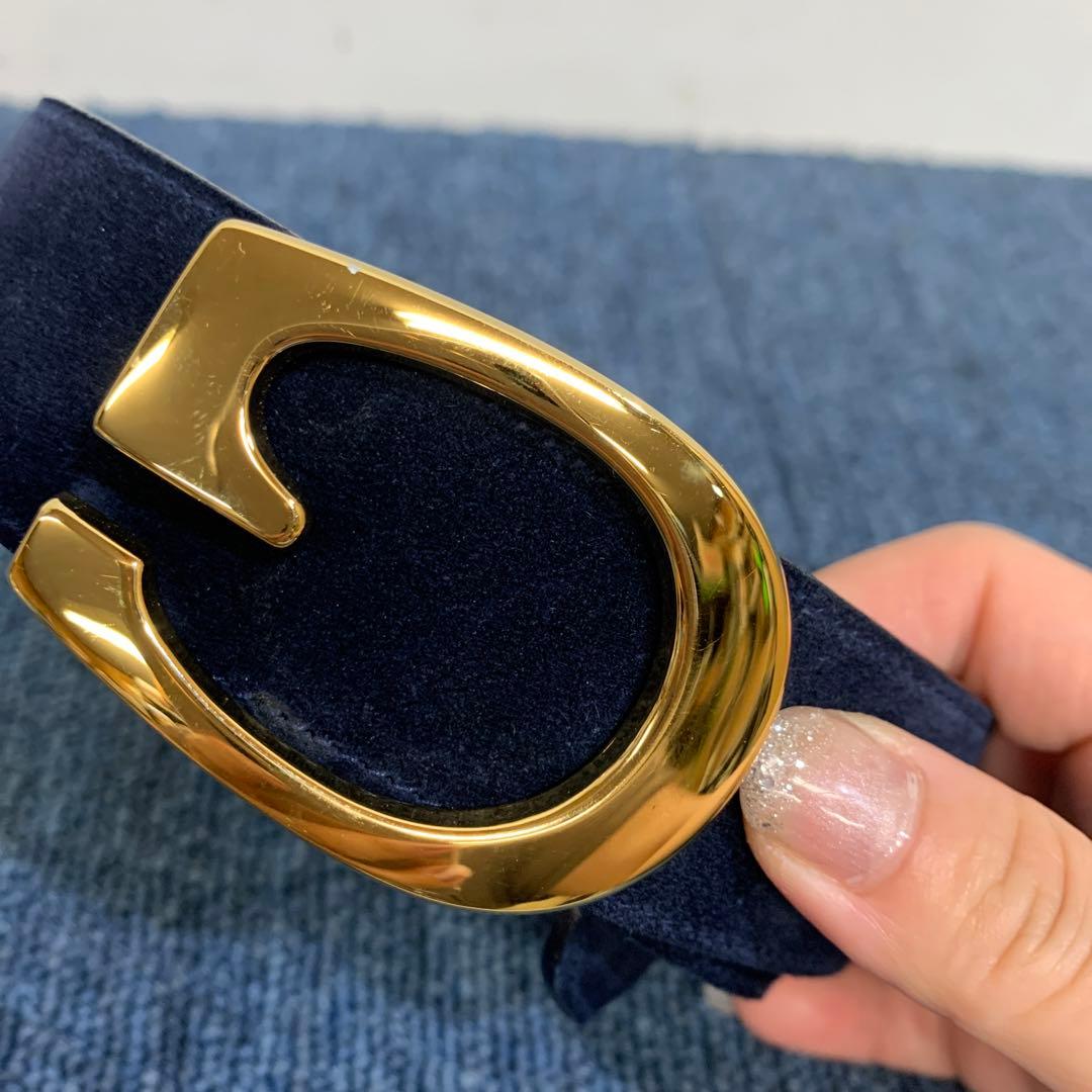 GUCCI グッチ ベルト　レディース　レザー