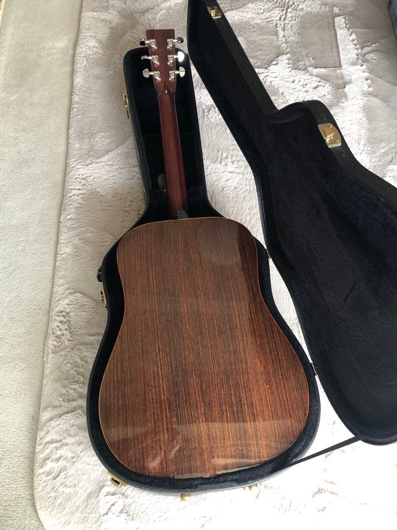 ジェームスJD600VNアコースティックギターハードケース付き