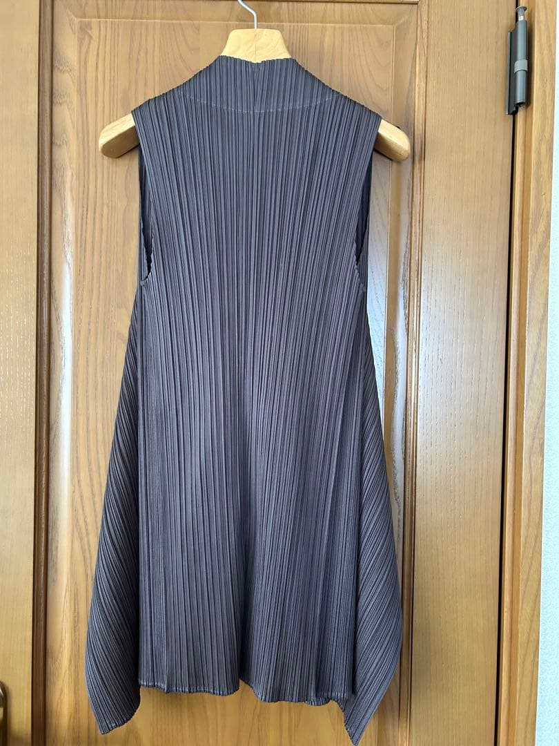 ☆美品☆ PLEATS PLEASE ノースリーブ　チュニック　ベスト　4／XL