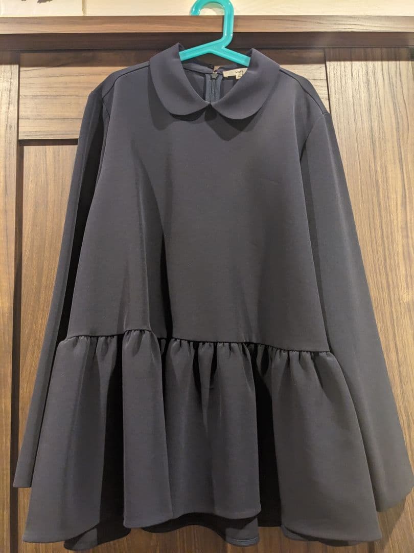 【最終価格】yori ラウンドカラードレスブラウス　ネイビー38