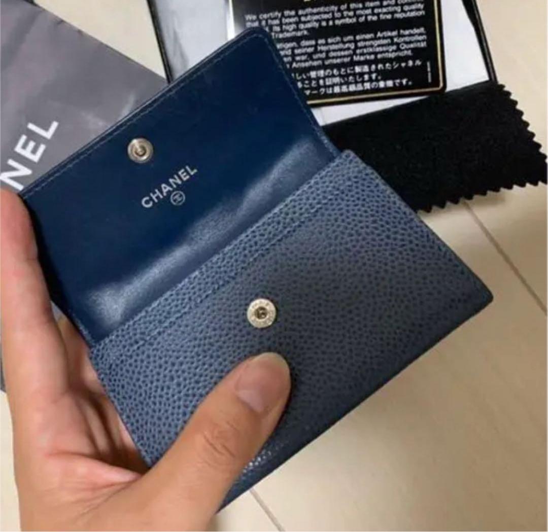 シャネル　名刺入れ　カードケース　キャビアスキン　ネイビー　シェードグリーン