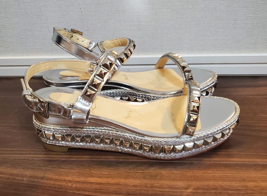 【新品未使用】 クリスチャンルブタン　サンダル　カタクロウ　ピラクロウ