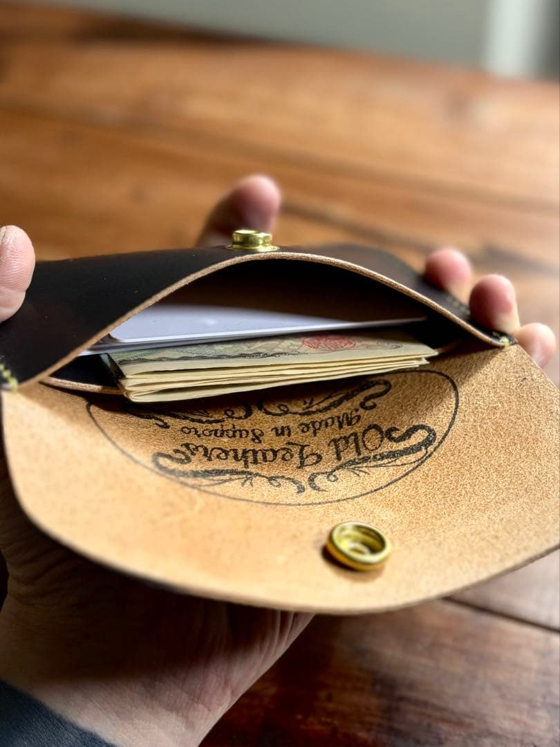 PT-01 国産ヌメ革 丘染め ブラック 茶芯 シニュー糸