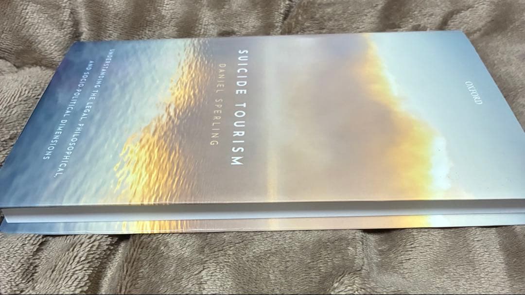 洋書 SUICIDE TOURISM by Daniel Sperling