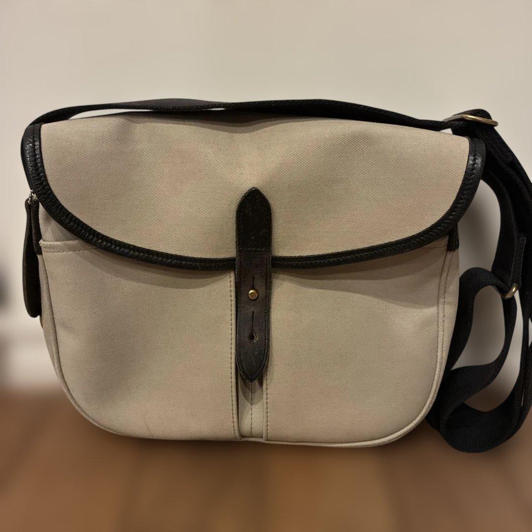 brady ショルダーバッグ　STOUR グレー