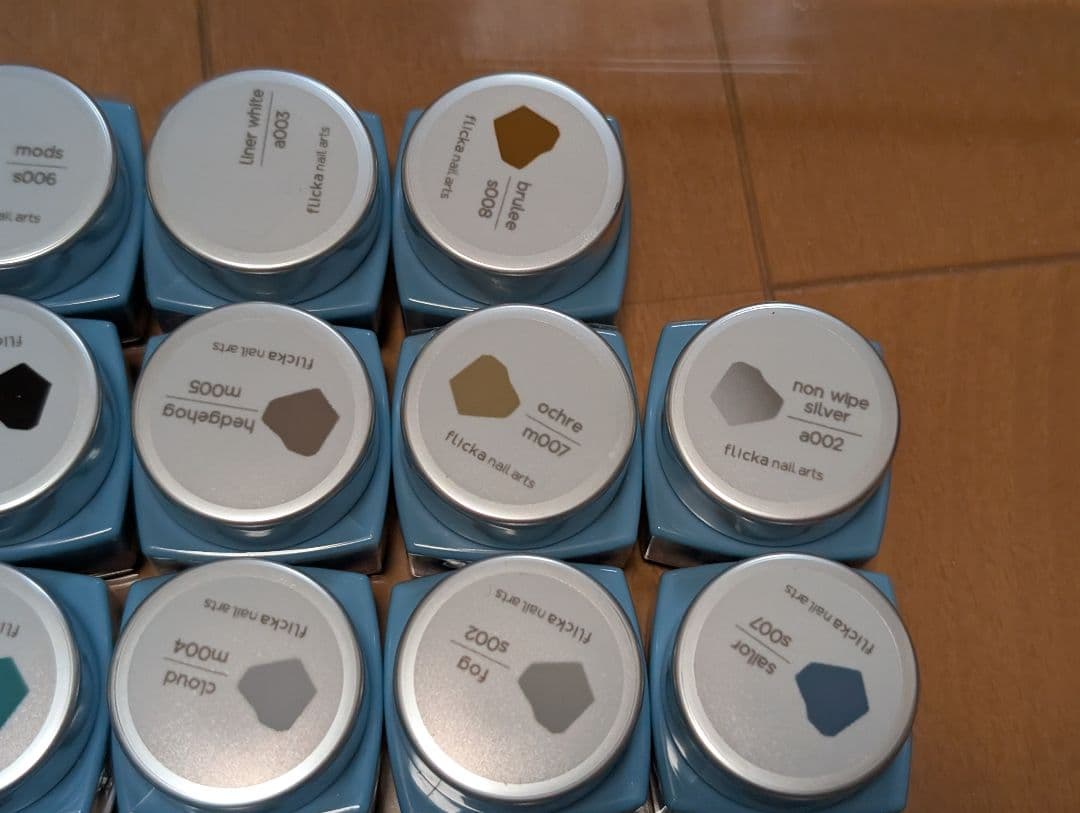 ジェルネイル　大人気フリッカジェル　シアーカラー 18色セット　TAT プロ用