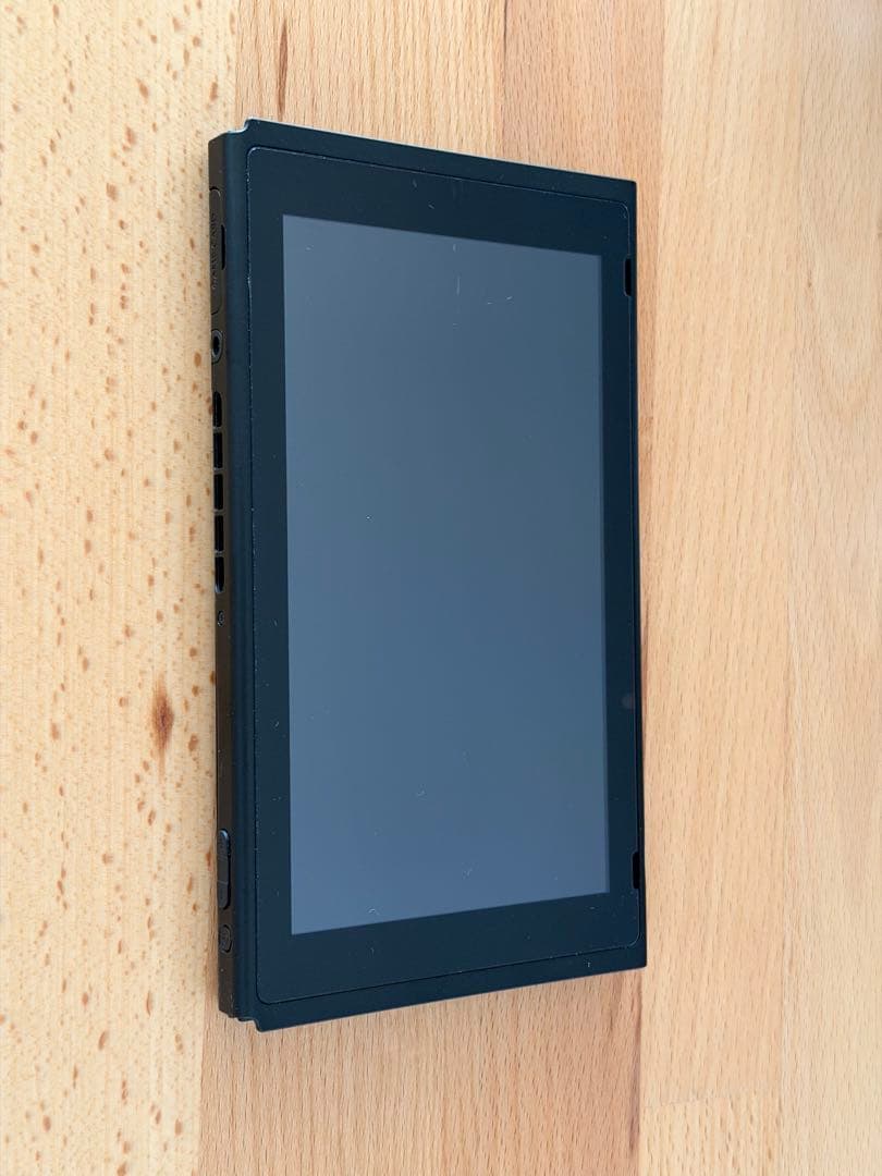 Nintendo Switch 本体 グレー 　殆ど遊びませんでした