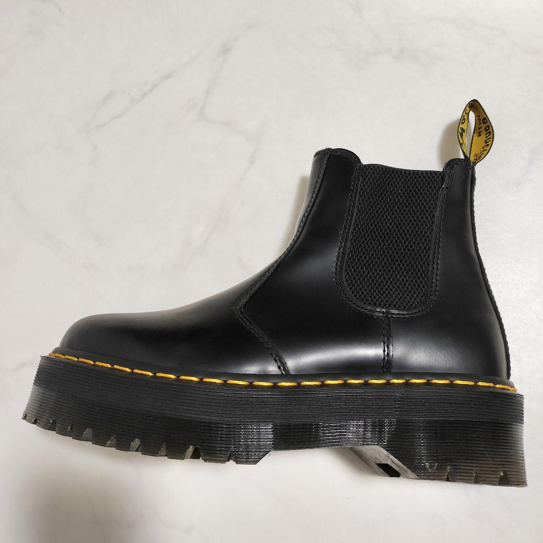 Dr. Martens　サイドゴアブーツ　ブラック　クアッド 2976　厚底