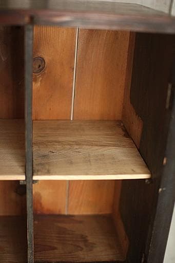 古い小ぶりな木製のガラス戸棚×小引き出し　食器棚　本棚　キャビネット　古家具