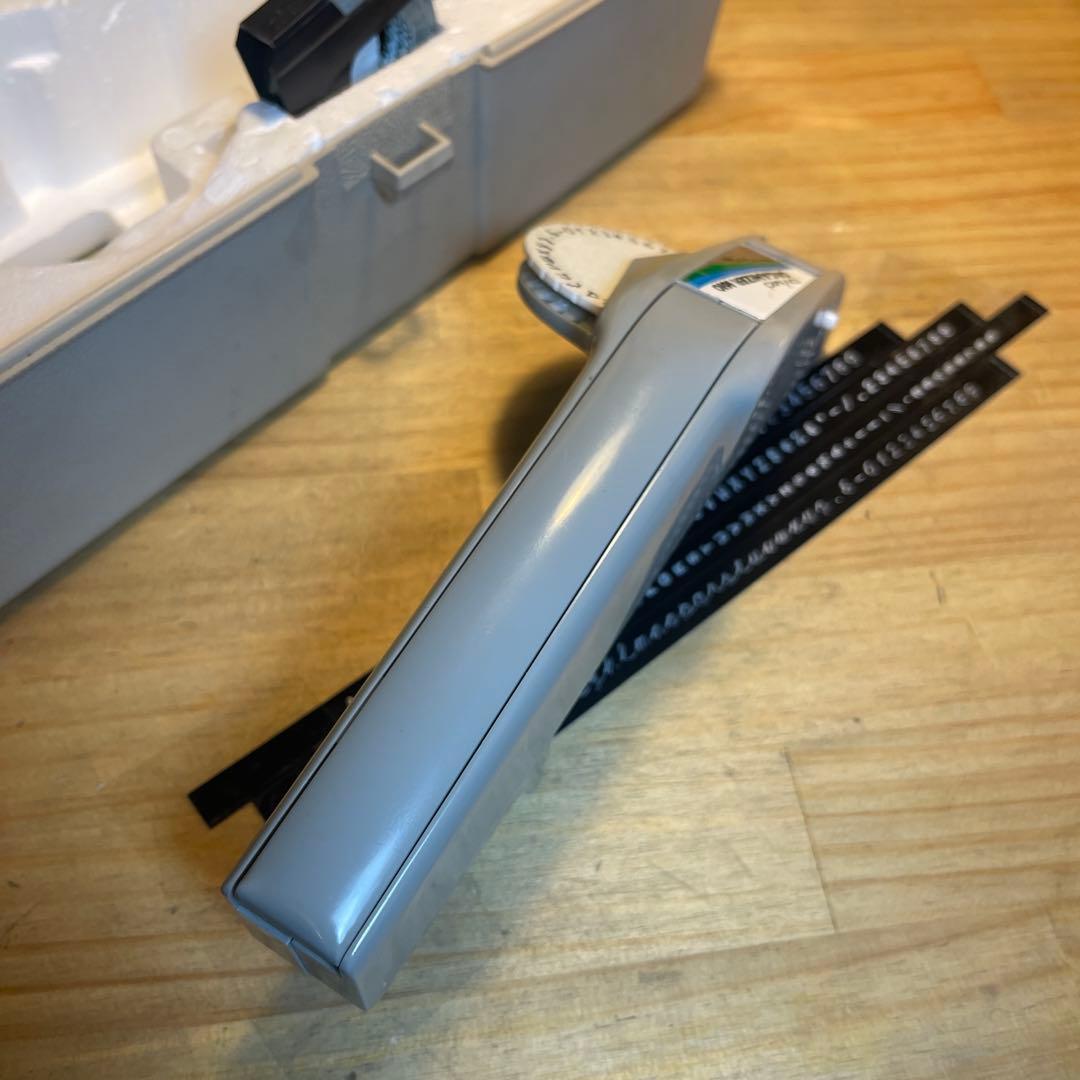 ■製品保証■ 【繋がる筆記体・文字盤4個】ダイモ 1610 DYMO 16218