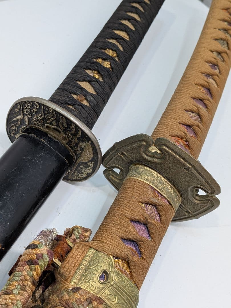 P023 ​模造刀 2本セット 鉄製 太刀 打刀 日本刀 美術刀 ディスプレイ用