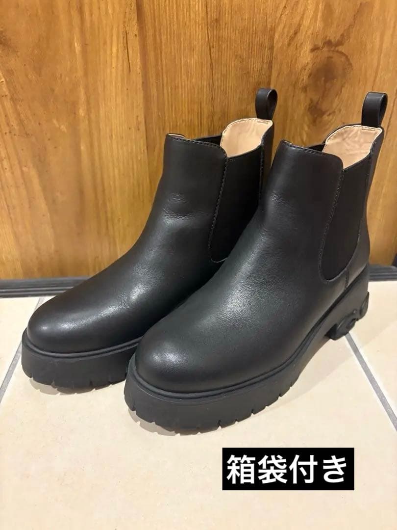 K*様 【即日配送】coach ショートブーツ　厚底　箱、袋付き 匿名配送　宅配