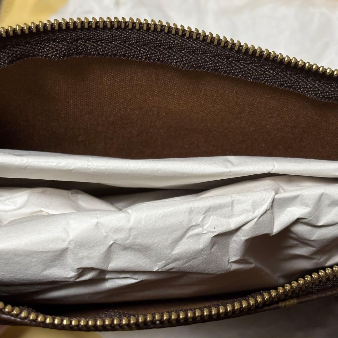 ルイヴィトン　ポシェットアクセソワール