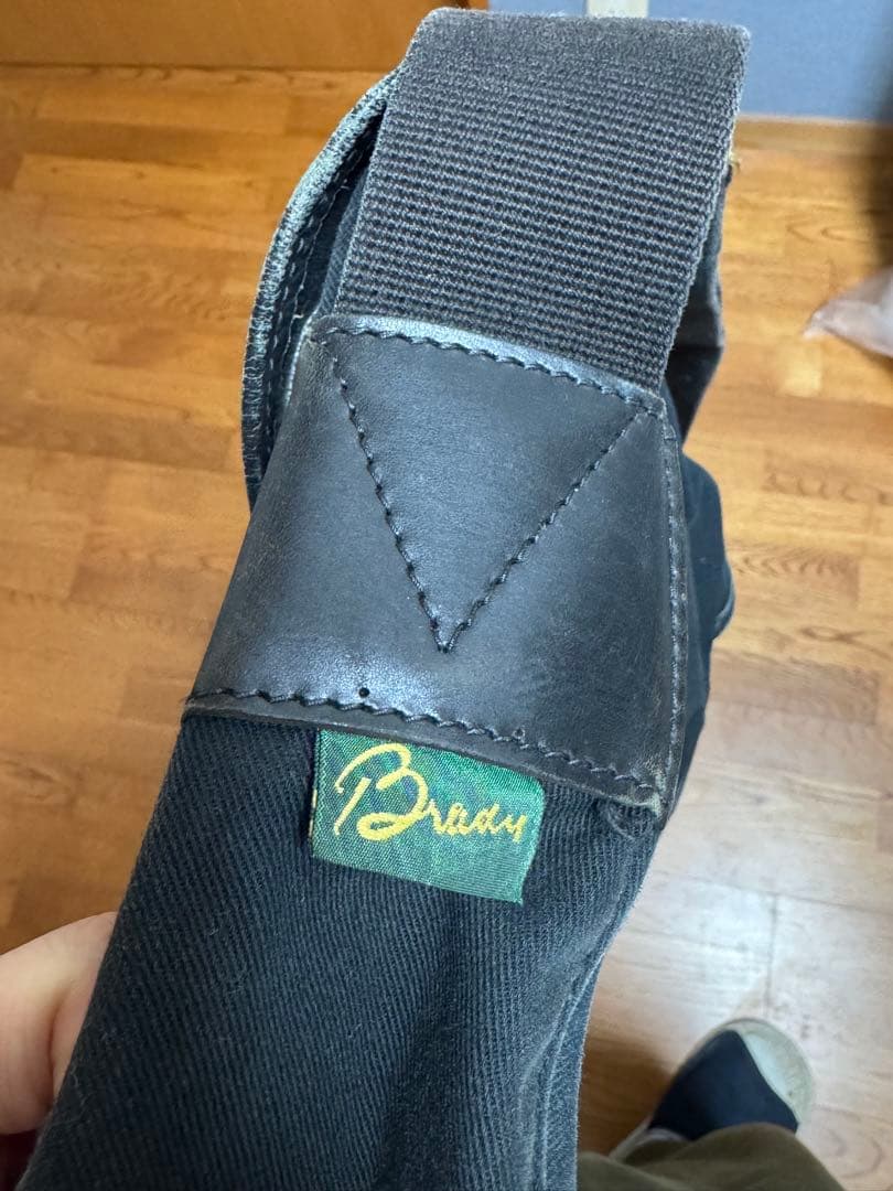 Brady ブレディ アリエルトラウト