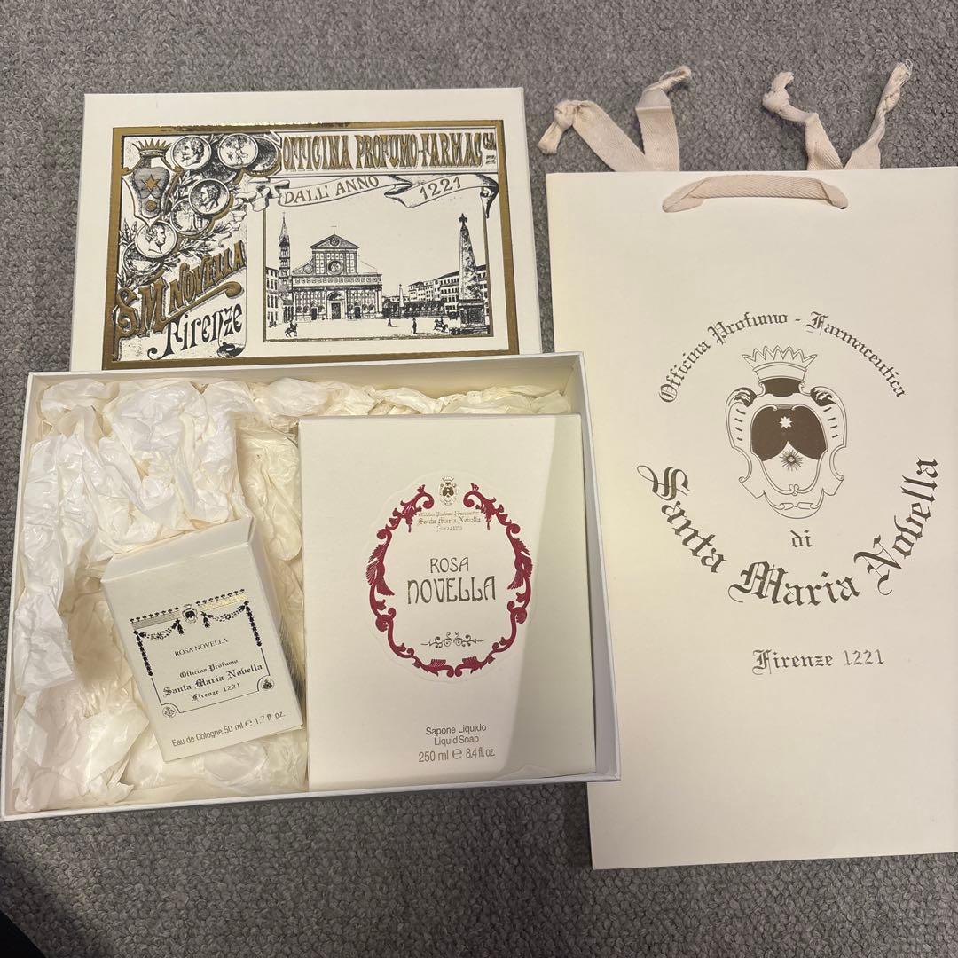 サンタ・マリア・ノヴェッラ　ローザ ノヴェッラ 香水、ハンドソープ セット