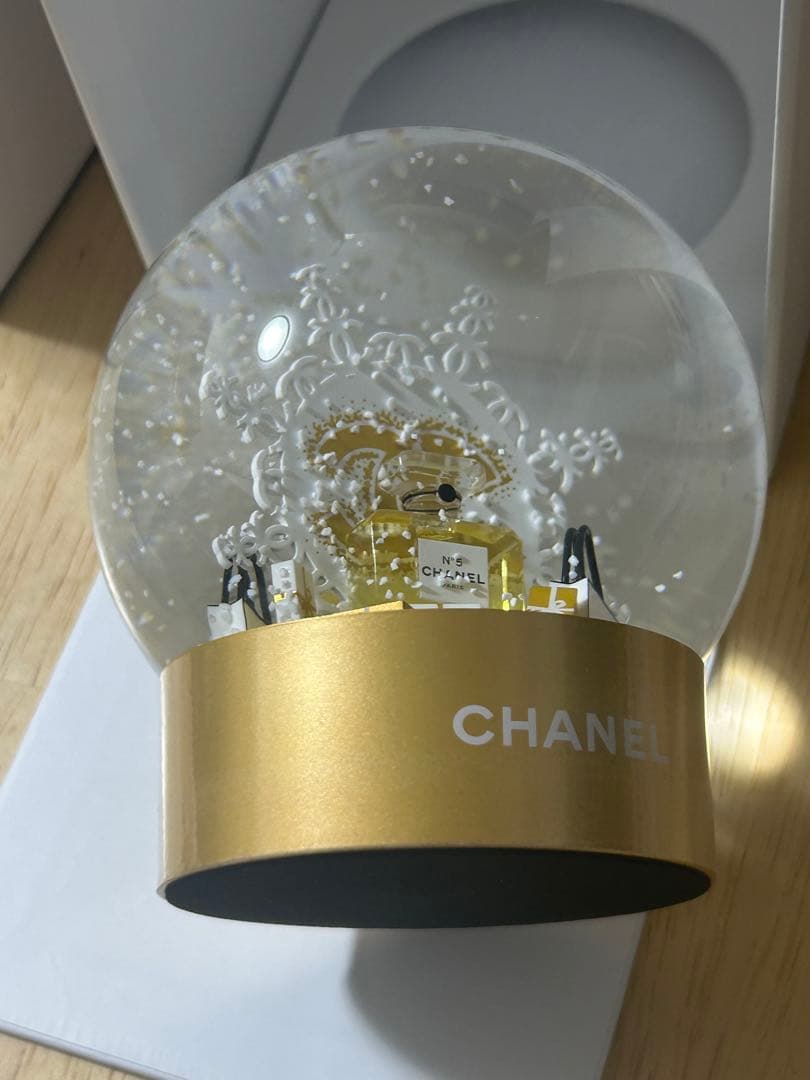 ⭐*︎様 シャネル　スノードーム　2024ホリデー　ノベルティ