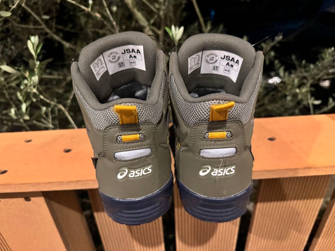 ヨ*ン様 asics ウィンジョブゴアテックス　WINJOB CP604GーTX