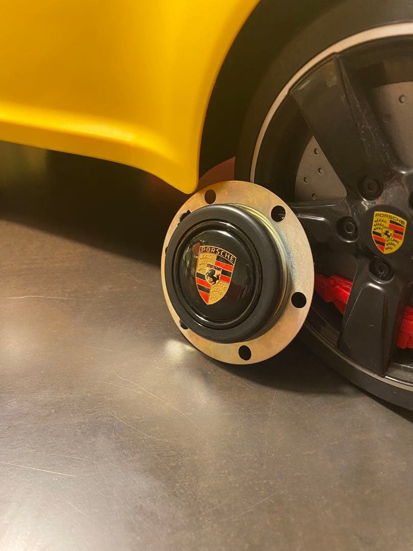 （未使用）ポルシェMOMO 純正ホーンボタン